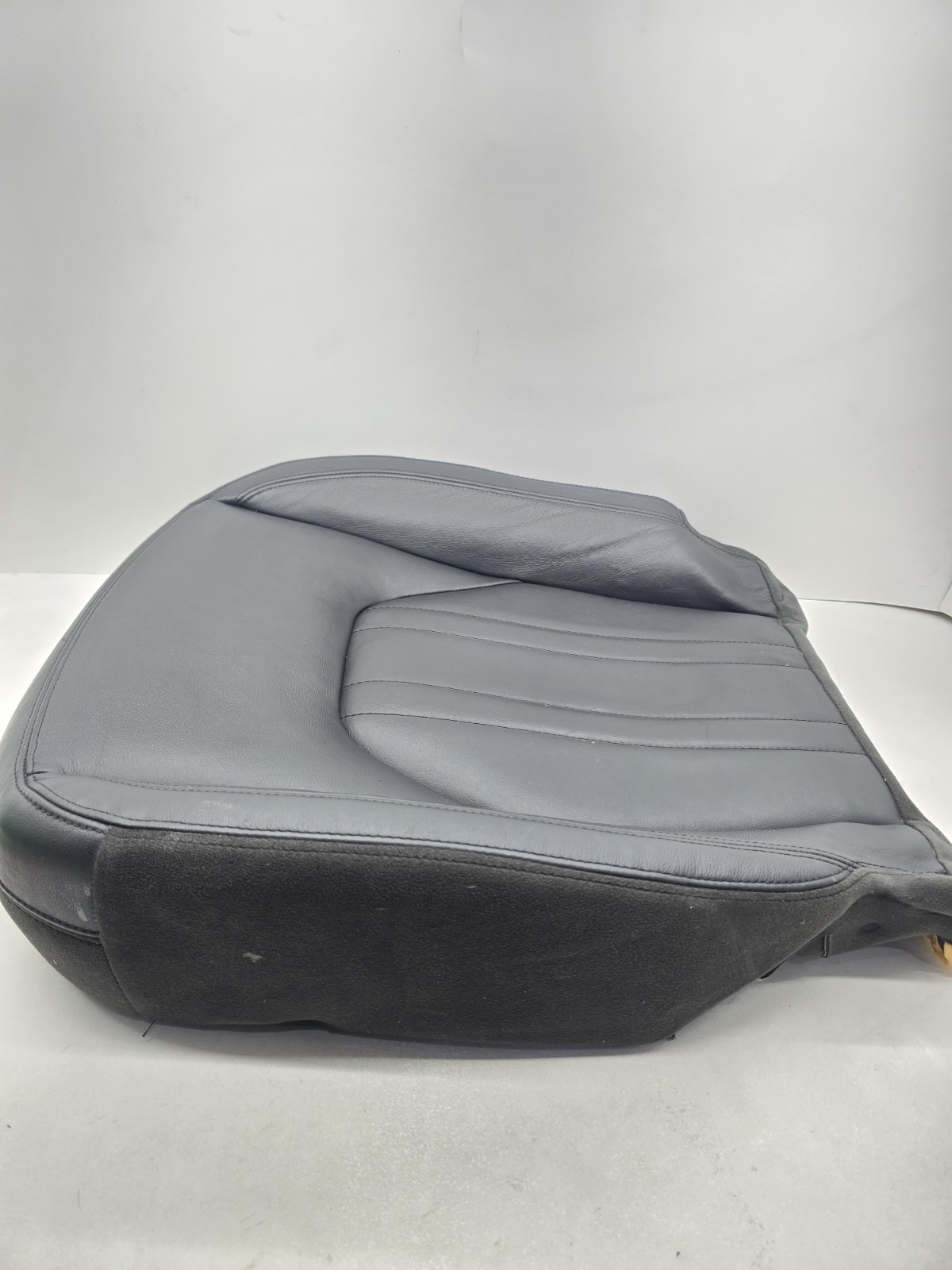 14-17 Maserati Ghibli Front Right Passenger Side Lower Bottom Seat Cushion Oem