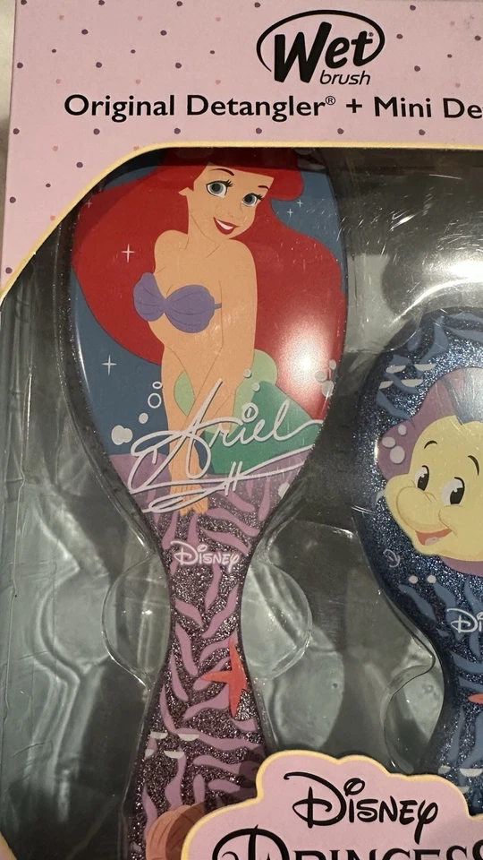 Juego de cepillos de pelo húmedo Disney Princess Kit completo Ariel y mini platija bajo el mar Foto 4 de 4