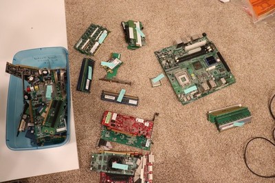 Lot of electronics selling as lots or bulk as-is untested recently priced @ bulk