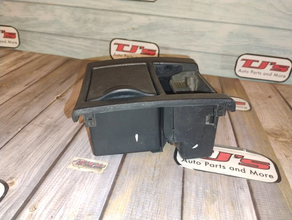 1995-1999 Mitsubishi eclipse black cup holder good lid D30 OEM Foto 4 de 4