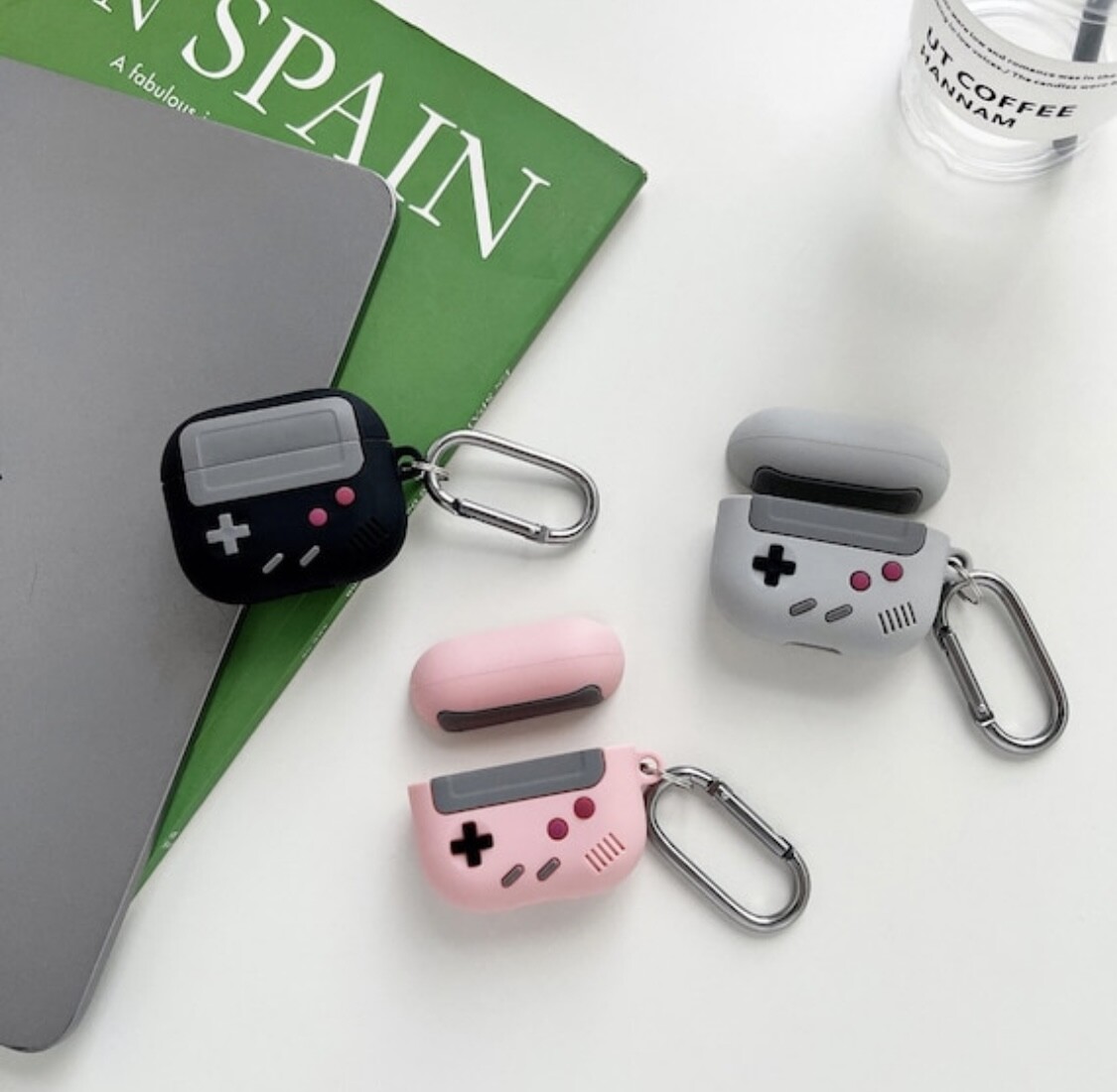 Gameboy-Themed Protective Case for AirPods 1/2 & Pro-image
