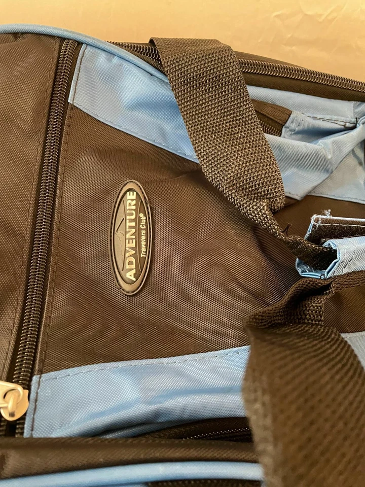 $150 Travelers Club Adventure 30" Xpedition Multi-Pocket Rolling Duffel Preto - Imagem 2 de 4