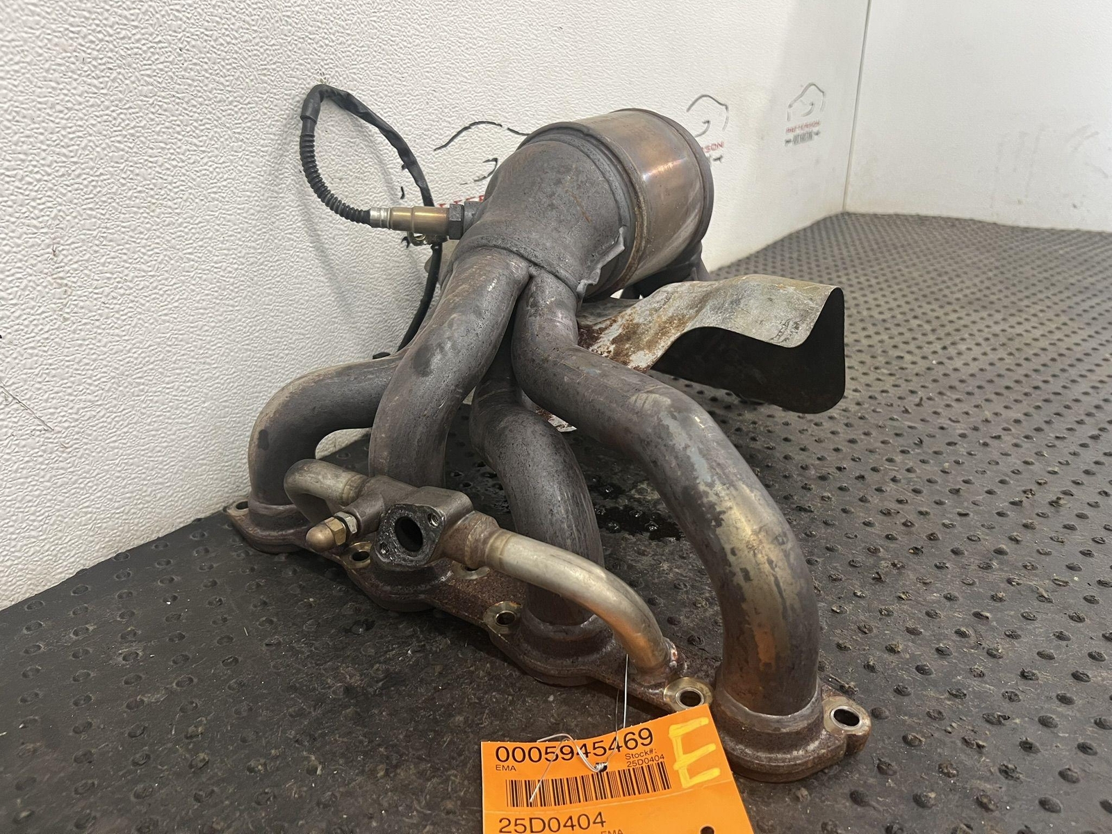 2002 MASERATI SPYDER 4.2 RIGHT DRIVER SIDE EXHAUST MANIFOLD