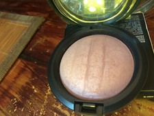 NIB M·A·C Mineralize Skinfinish 0.24 oz / 0...