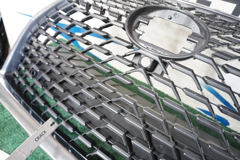 con grietas 2020 2021 2022 LEXUS RX350 F-SPORT RX450h REJILLA DELANTERA OEM UF99182 Foto 3 de 4