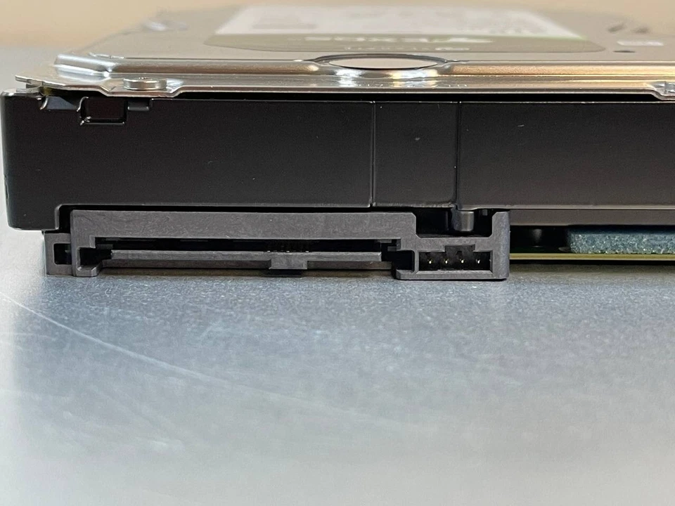 Seagate Hard Drive Exos 7E8 3TB 7200RPM 128MB SAS 12Gb/s 3.5 ST3000NM0035 HDD - Image 4 of 4