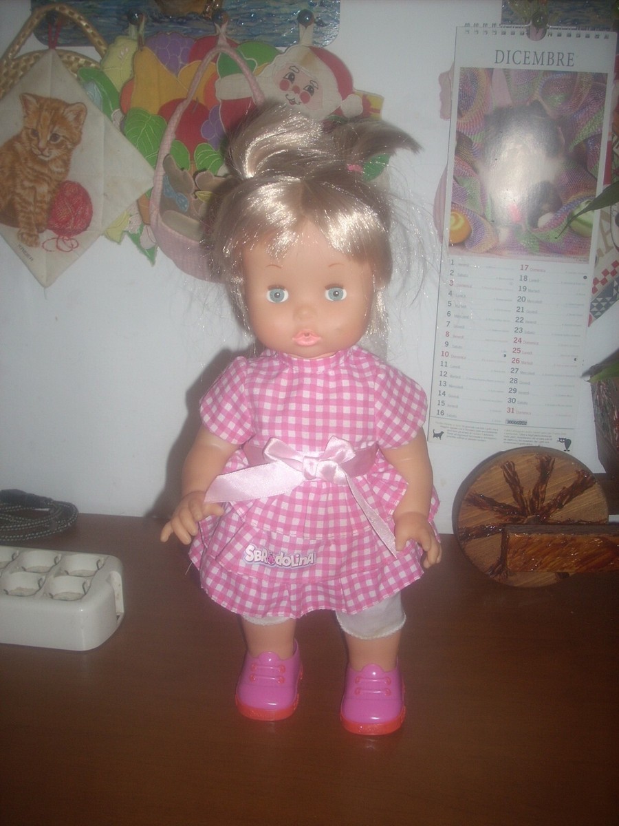 bambola sbrodolina con vestito originale non funzionante UK