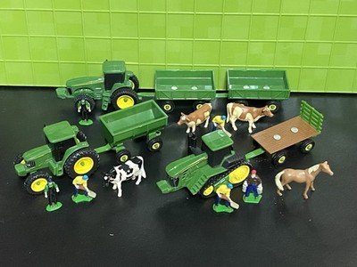 ERTL John Deere Farm Play Set Lot 17 Pieces Tractors Animals Farmers Used