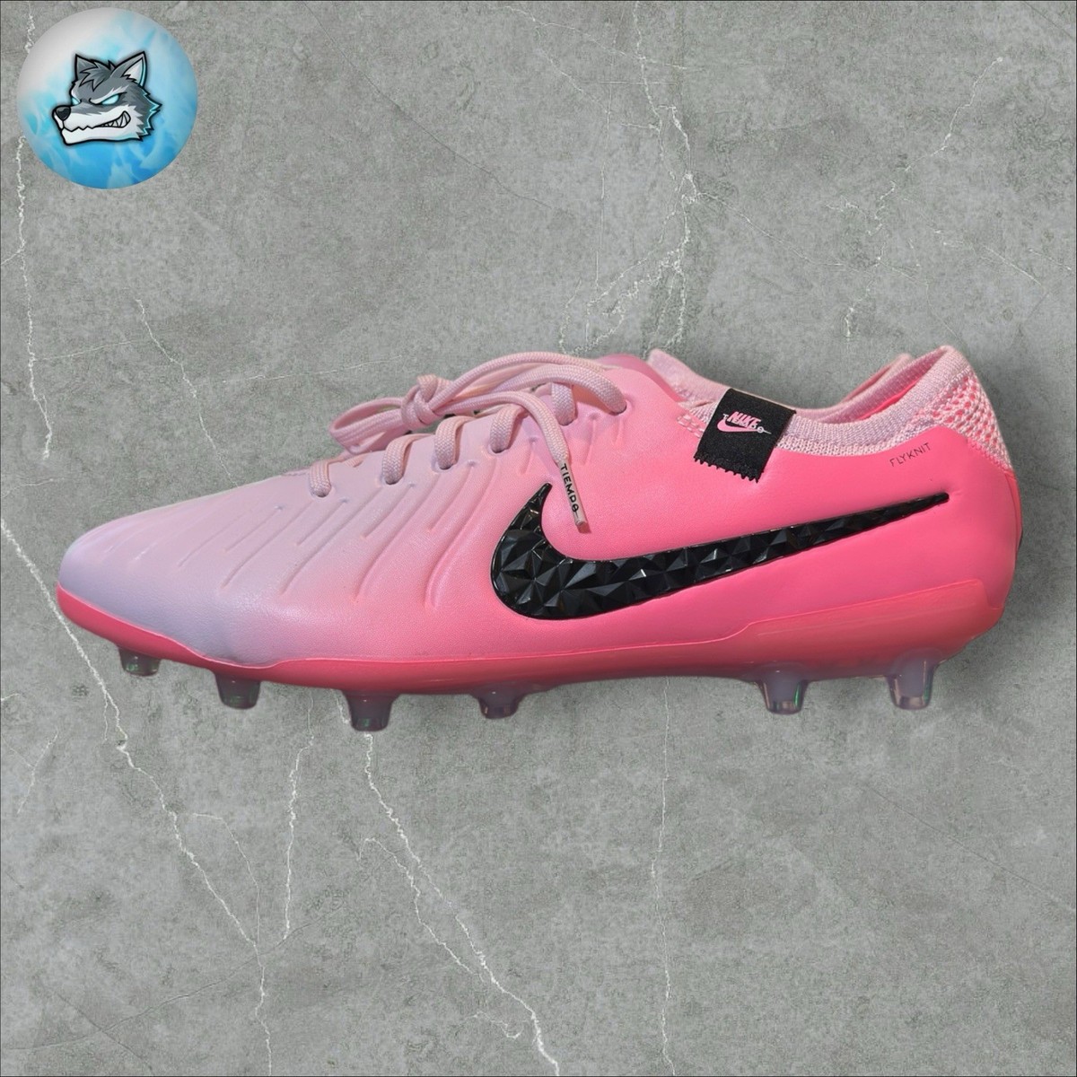 Nike Tiempo Legend 10 ELITE AG Pink Soccer Cleats FN7282-601  display picture 1
