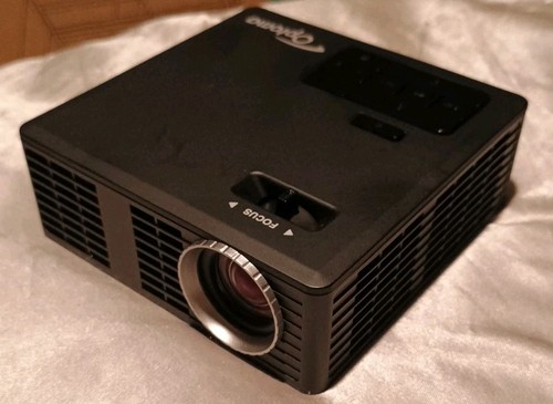 Optoma Hdmi Projector Ldmluuz Ml750 Lumen 3D Ready Portable Dlp Led Projector