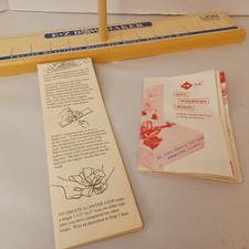 EZ Bow Maker Lion Ribbon Co With Manual