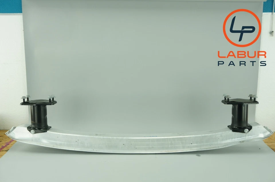 Усилитель переднего бампера ударная штанга W219 06-11 Mercedes класса CLS Z3131 - Изображение 4 из 4