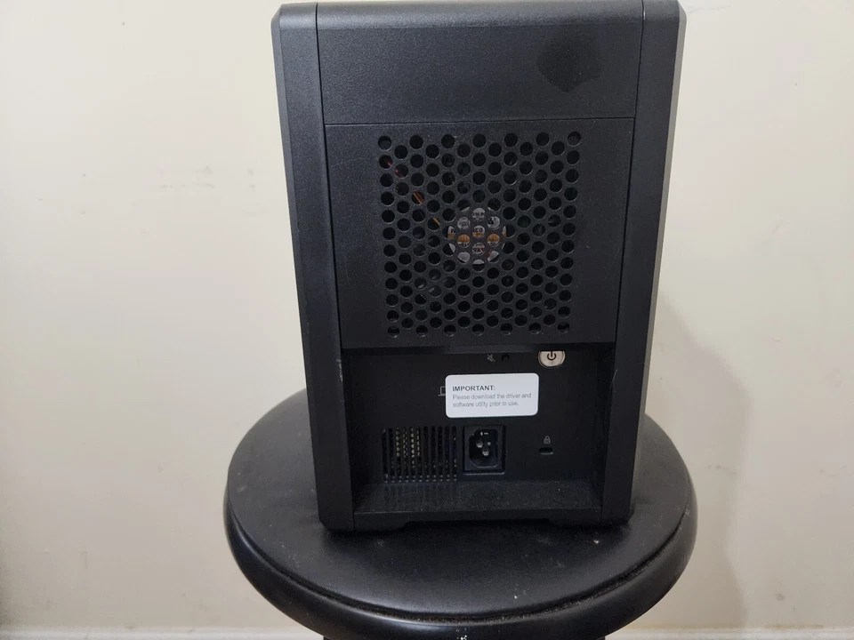 Paquete Arri Alexa SXT EV +. La cámara tiene solo 300 horas de funcionamiento. Foto 3 de 4