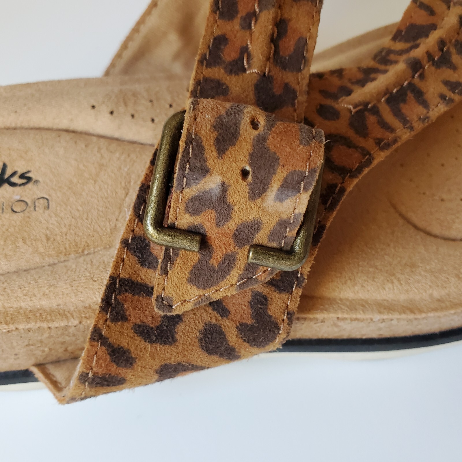 Clarks Collection Toe Post Loop Sandals Size 7.5 … - image 15