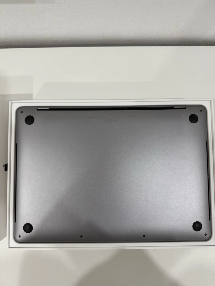 Apple MacBook Pro 13 Touch Bar A1989 2019 I5 256GB 16GB RAM Space Gray Defekt - Bild 3 von 4