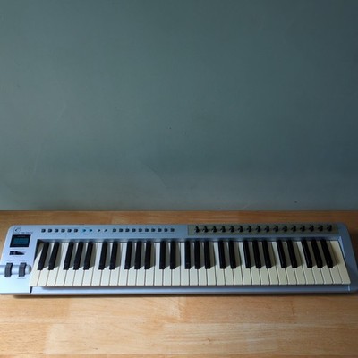M-AUDIO EVOLUTION MK-361C MIDI KEYBOARD