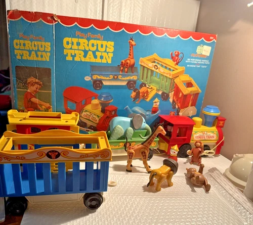 Vintage 70's Fisher-Price Little People #991 Play Family CIRCUS TRAIN 100% Comp.