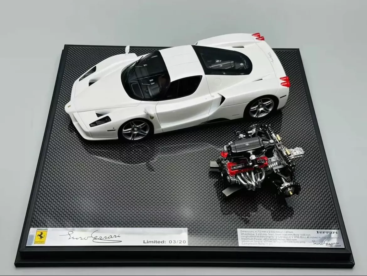 1/18 General Models Ferrari Enzo with Engine (Pearl White 1/18 General Models Ferrari Enzo with Engine (Pearl White
