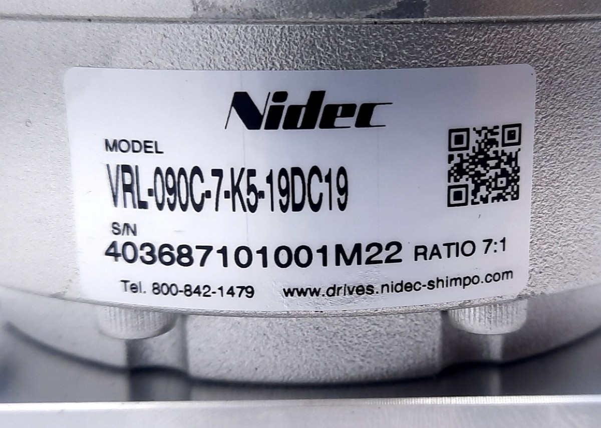 Nidec VRL-090C-7-K5-19DC19 Gearbox 7:1, Keyed Shaft, 5 ARC MIN