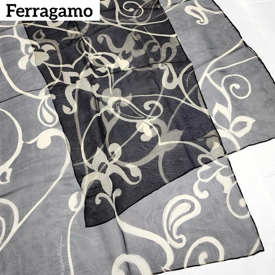 Salvatore Ferragamo Stole Chiffon Arabesque Size 61.4in x
