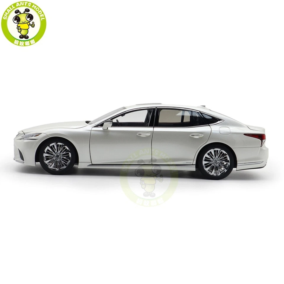 1/18 Lexus LS500h LS 500 Autoart 78866 White Model Car Gifts For Friends - Image 2 of 4