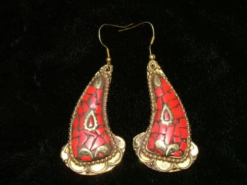 Gioielli etnici e tribali pietra principale corallo