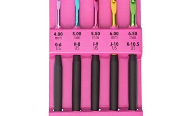 Set Di 3 Uncinetti Ergonomici Susan Bates - Misure I9/5.5 Mm, J10/6 Mm, K10.5/6.5 Mm - Testa In Alluminio, Manico Morbido E Codifica Colore