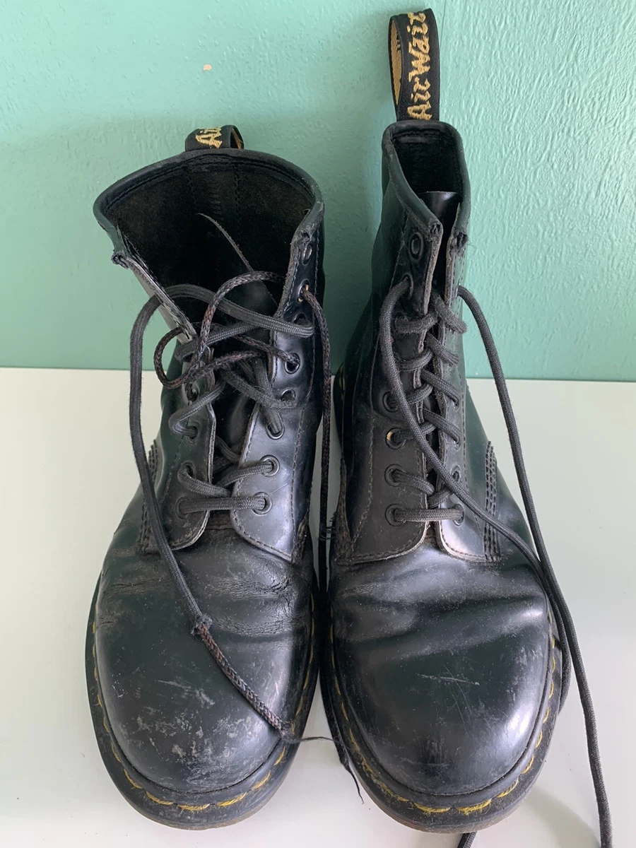 Bottes Dr. Martens Noires Lacets - Taille 41, Modèle Punk Iconique, Occasion Porté Mais Solide