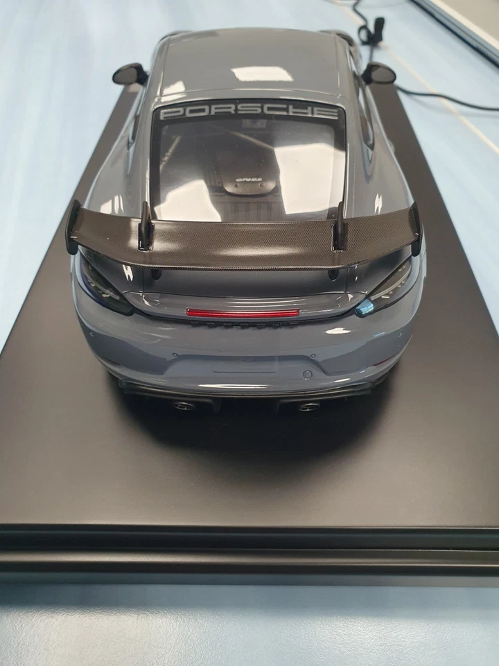 PORSCHE 718 982 GT4 RS gris artique 1/12 SPARK WAP0234030PGT3 - Photo 4/4