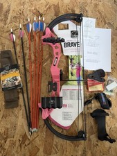 BEAR BRAVE - Compound Bow Youth Pink & Black 27" With Extras Mint