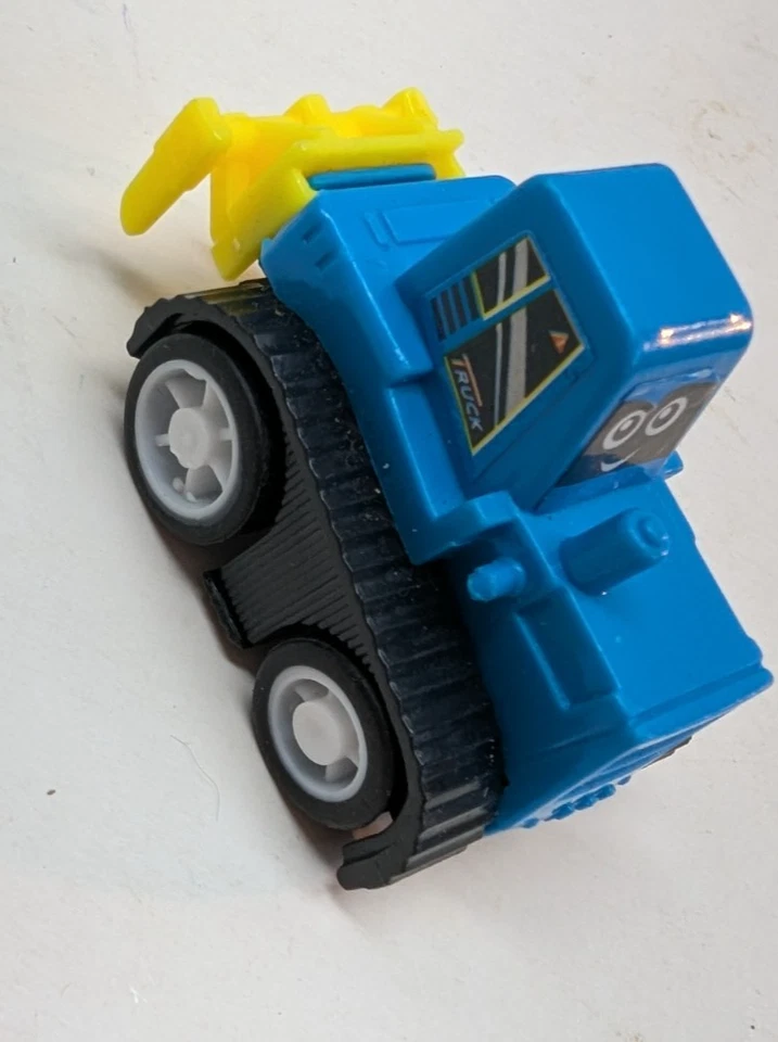 LOTE DE 5 Happy Meal Juguetes Picapiedra DC Surtidos Miniatura Coches de Juguete con Ruedas Foto 2 de 4