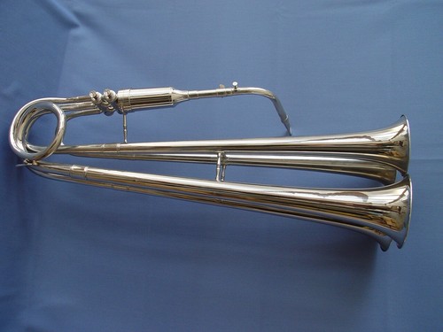 Schalmeie, Musikinstrument, Martinshorn - Bild 2 von 4