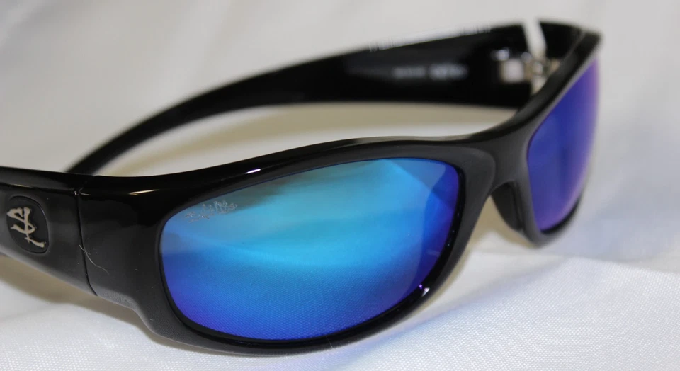 Salt Life Tortola Brillo Negro Humo Azul $169 Salado Vivo Salado Saltlife Foto 2 de 4