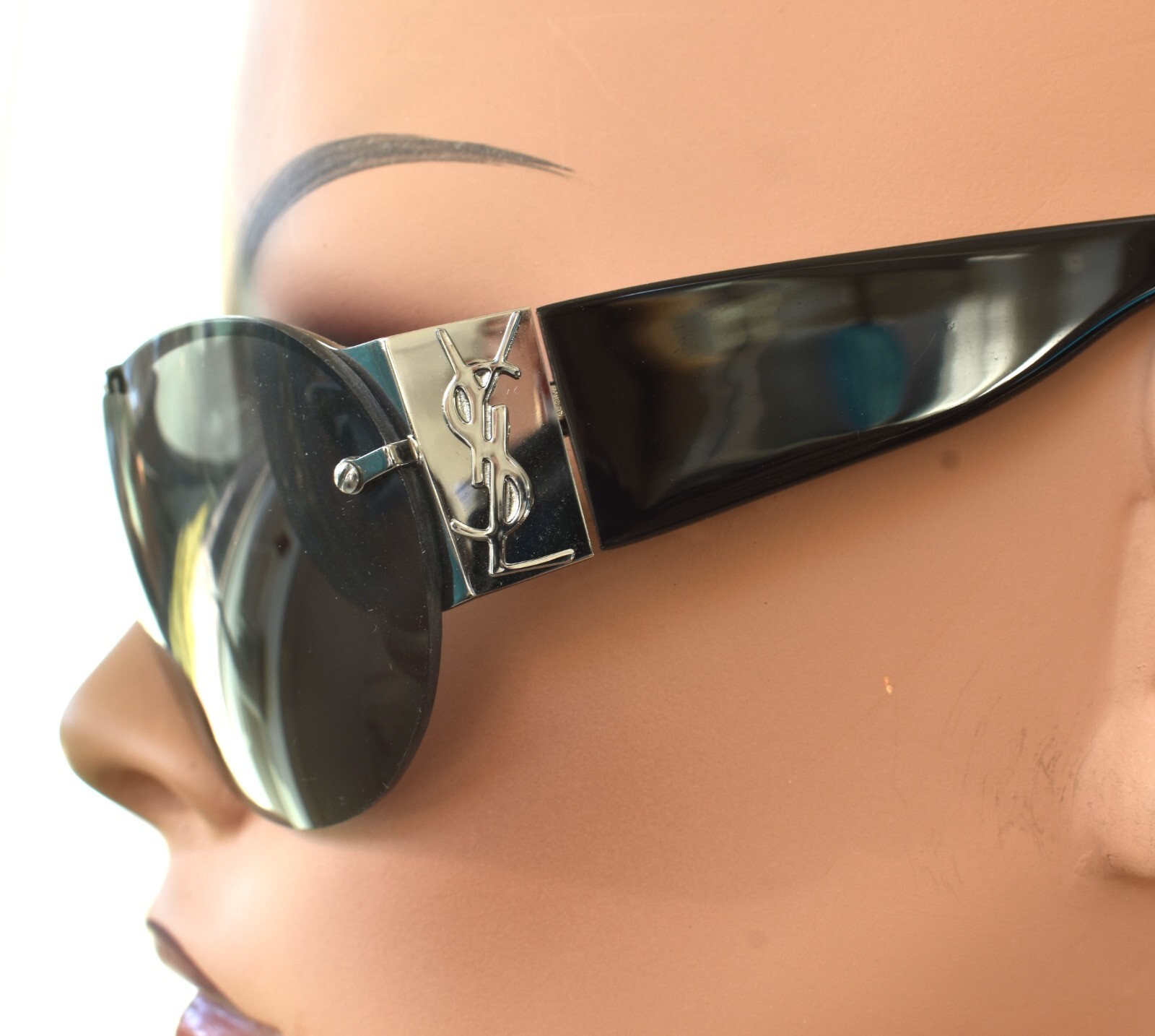 Occhiali da sole 100% Autentici YSL Yves Saint Laurent ITALIA Vintage Neri Aviator