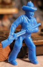Vintage blue Small plastic OLD FASHIONED COWBOY WITH GUN RIFLE TOY FIGURINE