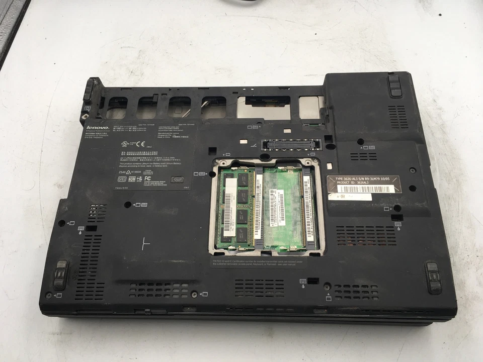 LENOVO THINKPAD X201 - FOR PARTS - LOT OF 2 - INTEL i5-540M - MISSING PARTS - BB - Image 4 of 4