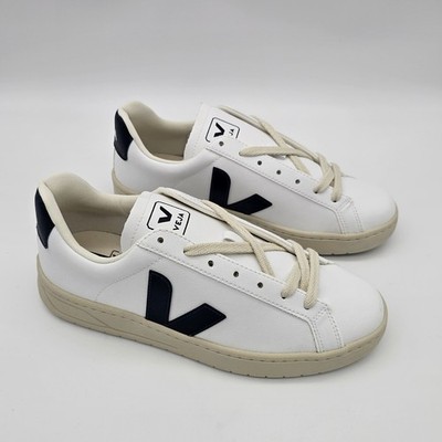Veja Unisex Urca CWL Vegan Sneakers White Nautico Navy Blue EU40  U.S W9 M7