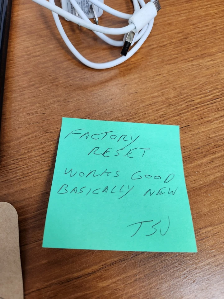 Amazon Kindle Fire eBook D01400 1st Generation Black 8GB Tablet WIFI Ready - Image 4 of 4