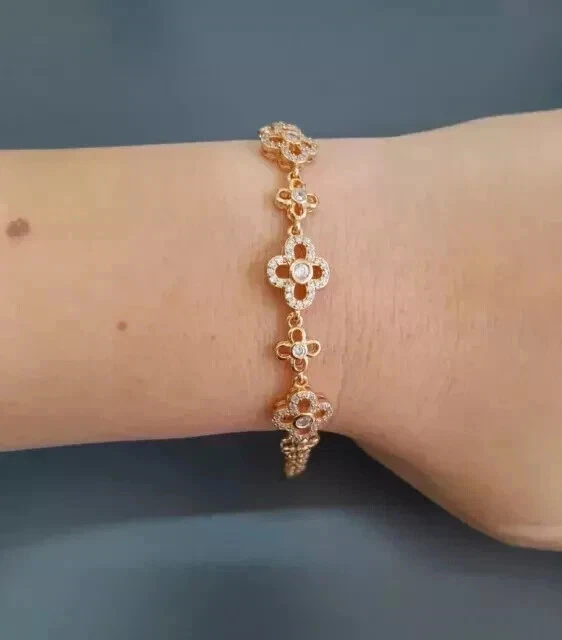 Женский стильный теннисный браслет 6 карат с круглым искусственным бриллиантом покрытие розовым золотом 14 карат - Изображение 4 из 4