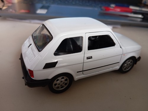 WELLY - FIAT 126 BLANCO 1/32 / 1.34 APROX *NUEVO* - Imagen 8 de 10