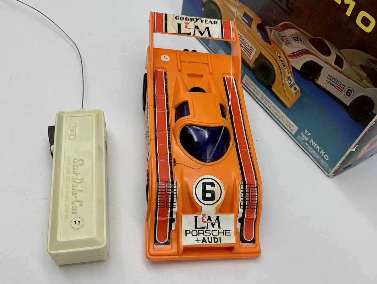 Voiture Télécommandée Vintage Nikko Porsche 917-10 - Modèle RC, Couleur Orange, Occasion