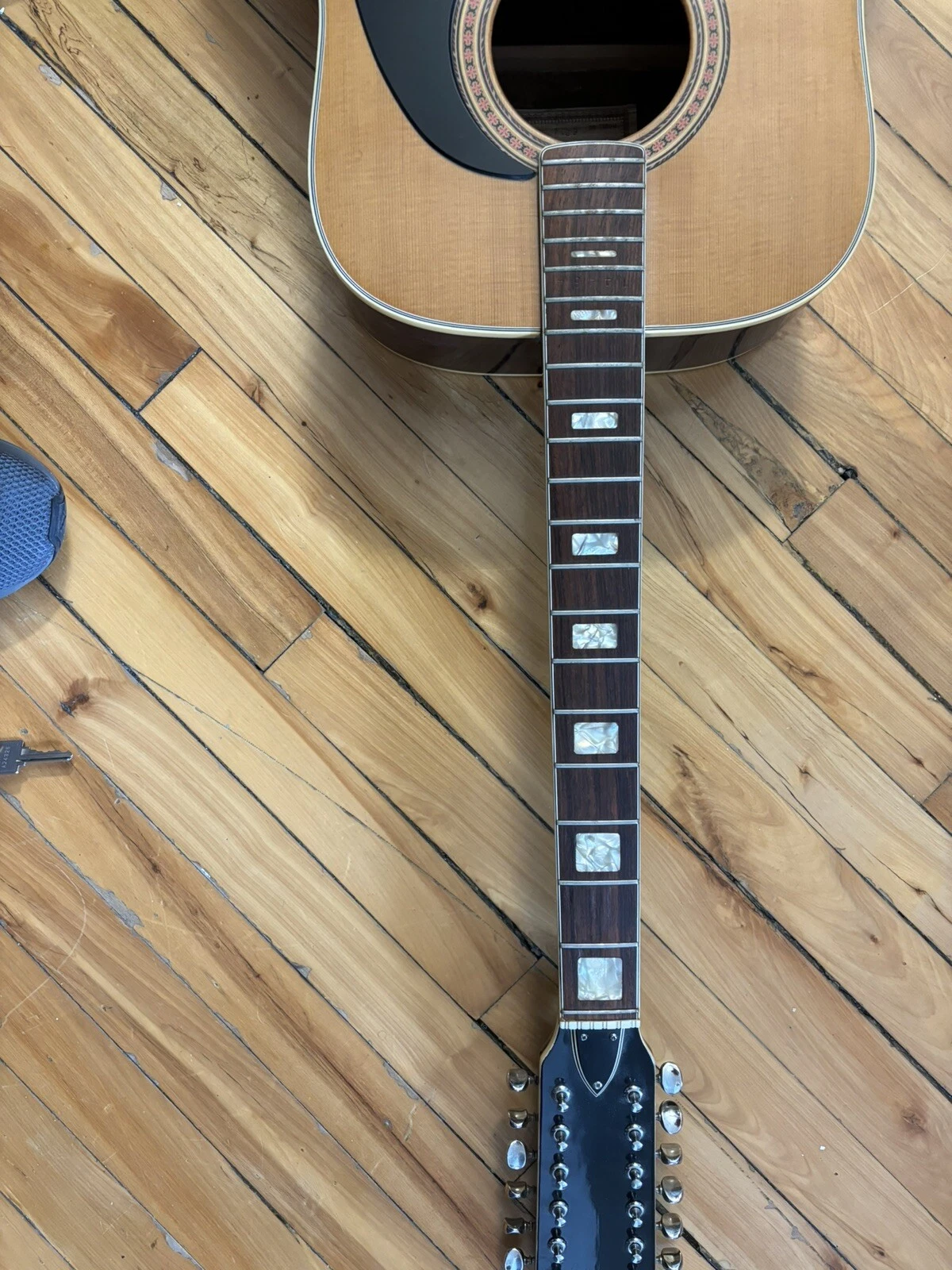 Picture 3 of 10