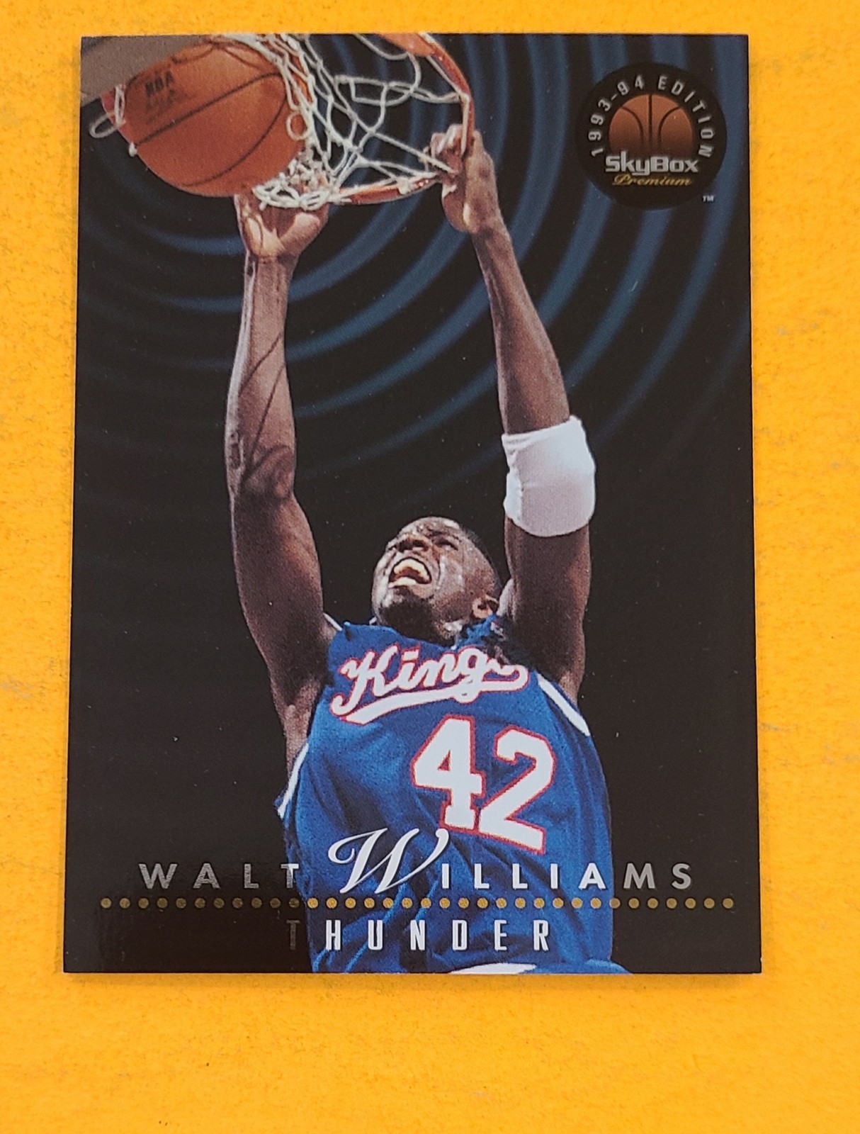 1993-94 SkyBox Premium #TL8 Walt Williams / Bobby Hurley Thunder and Lightning
