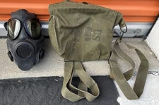 US Army M9A1 Field Protective GAS MASK with  Bag IN USED CONDITION