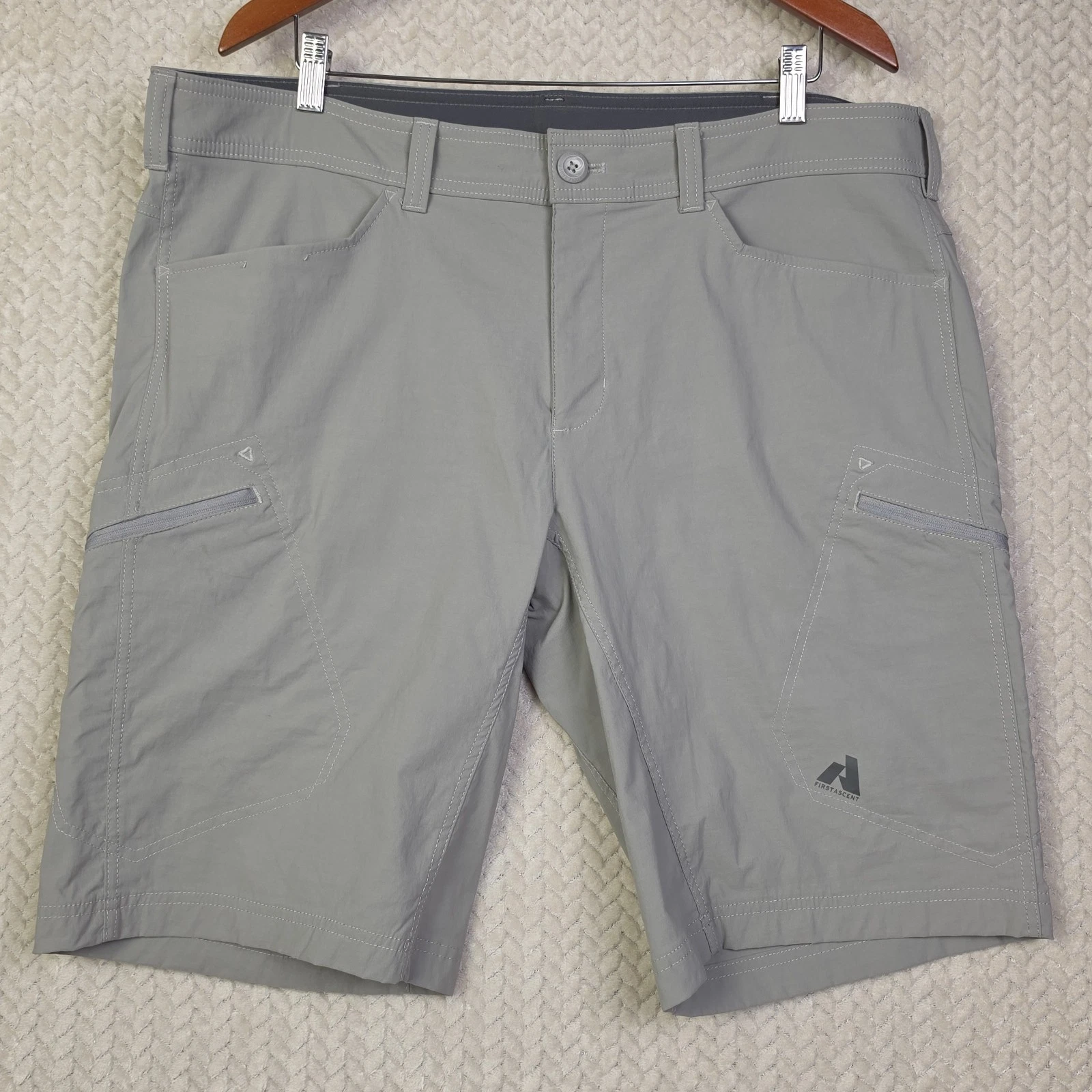 Eddie Bauer First Ascent Gray Performance Shorts Men's Size 40 Outdoor Hiking
