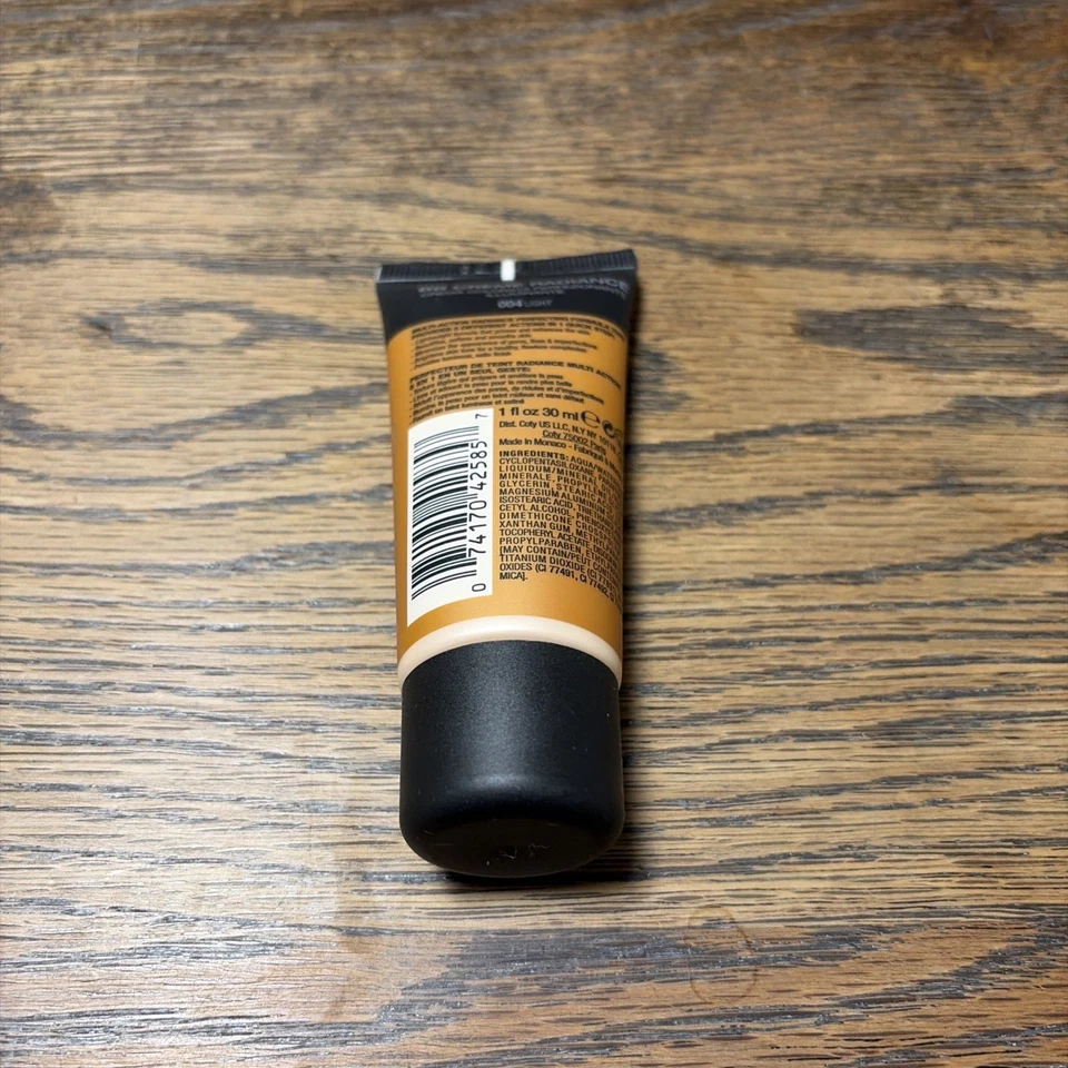 Nyc new york color bb creme, 1 fl oz 004 Light Brand New. 100% Full - Image 2 of 2