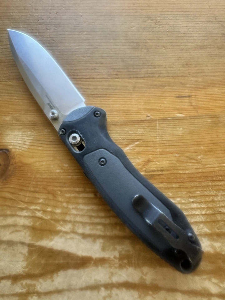 Navaja de bolsillo de goma asistida Benchmade Mini Boost 595 descontinuada rara Foto 2 de 4