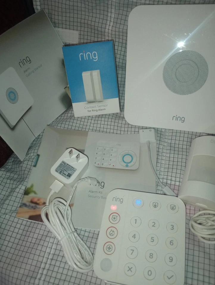 Ring Alarm Home Security Kit 2nd Gen Wireless - 8 Piece - White - Image 3 of 4