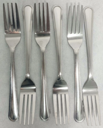 12 X STAINLESS STEEL CUTLERY DINING TABLE FORKS DINNER FORKS 12PCS BRAND NEW - Picture 1 of 5