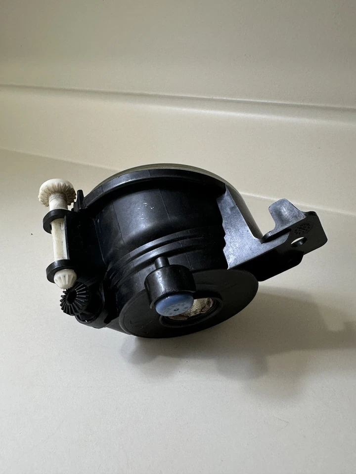 Передняя правая противотуманная фара светодиодная без лампы для BMW X5 E70 2011-2013 63177224644 - Изображение 4 из 4